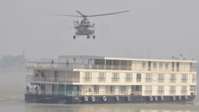 Photo of गंगोत्री क्रूज में छिपे आतंकी, हेलिकॉप्टर से एनएसजी कमांडो ने किया रेस्क्यू