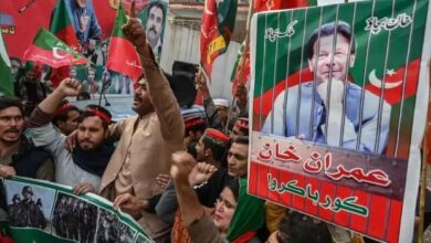 Photo of इमरान खान के समर्थकों को लेकर खौफ में शहबाज सरकार