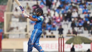 Photo of ODI इतिहास में सबसे ज्यादा छक्के जमाने वाले टॉप-5 बल्लेबाज
