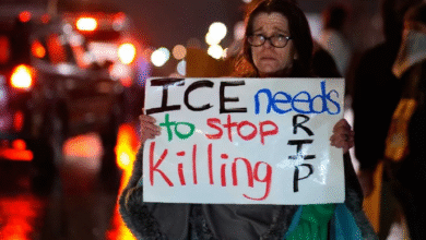 Photo of मिनियापोलिस में महिला की हत्या से हंगामा, 1000 से ज्यादा जगहों पर शुरू हुए धरना प्रदर्शन