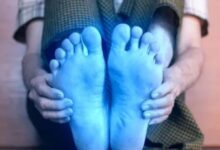 Photo of नींद नहीं आ रही? वजह हो सकते हैं आपके ठंडे पैर