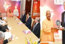 Photo of सीएम योगी का सिंगापुर दौरा: लॉजिस्टिक्स, डेटा सेंटर व कौशल विकास में खुलेंगे निवेश के द्वार